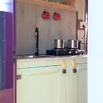 Campsite Pipowagen Paarse Opal