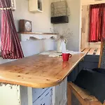 Pipowagen Paarse Opal Campsite