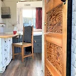Camping Pipowagen Paarse Opal