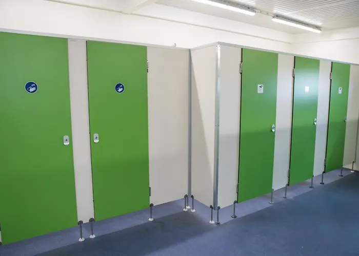 Pipowagen Paarse Opal Кемпинг